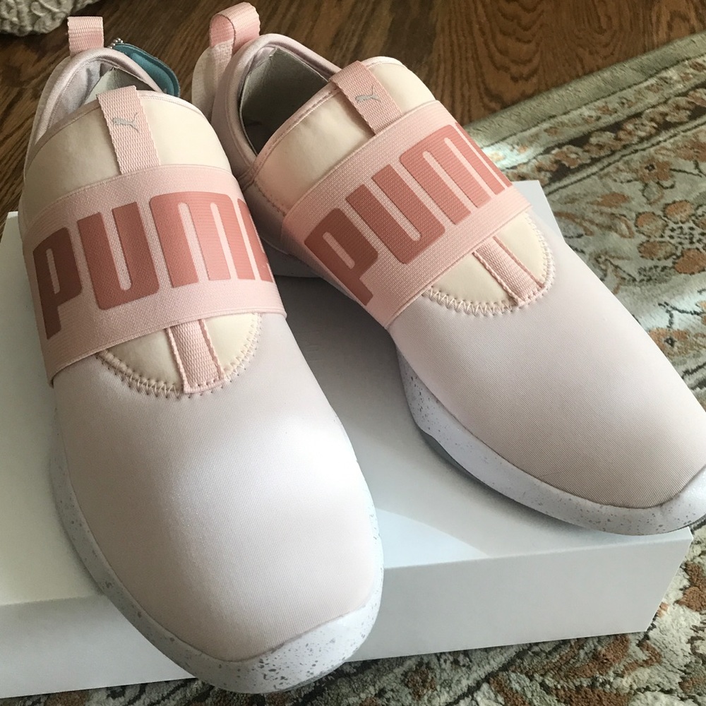 Puma - Picture 2 of 5